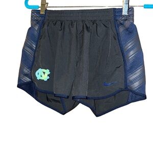 𝅺Women nike North Carolina tarheels nc blue running shorts size small